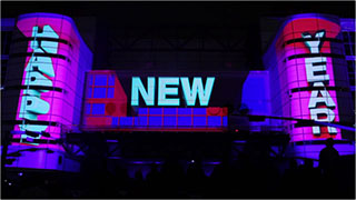 0000323-houston-nye-2011-3d-building-projection-mapping-01-320
