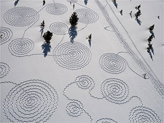 0000532-snow-circles-sonja-hinrichsen-01-320