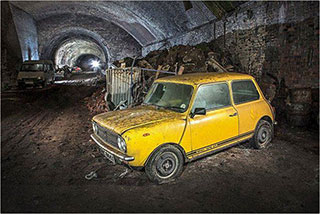 00006291-vintage-cars-in-a-tunnel-of-liverpool-09-320